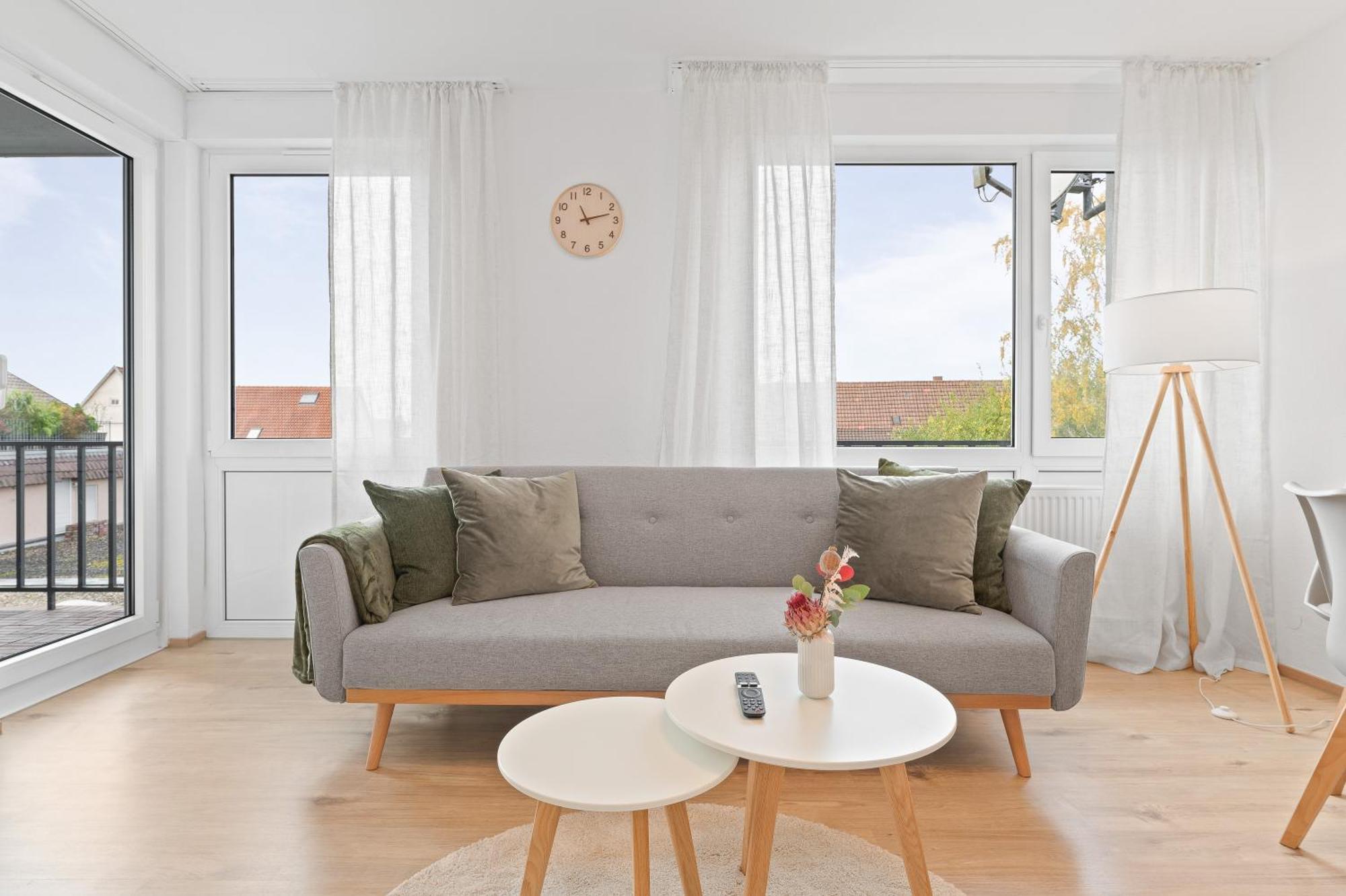 Wohlfuehl-Apartment I Zentral I Balkon I Kueche Fellbach Exterior photo